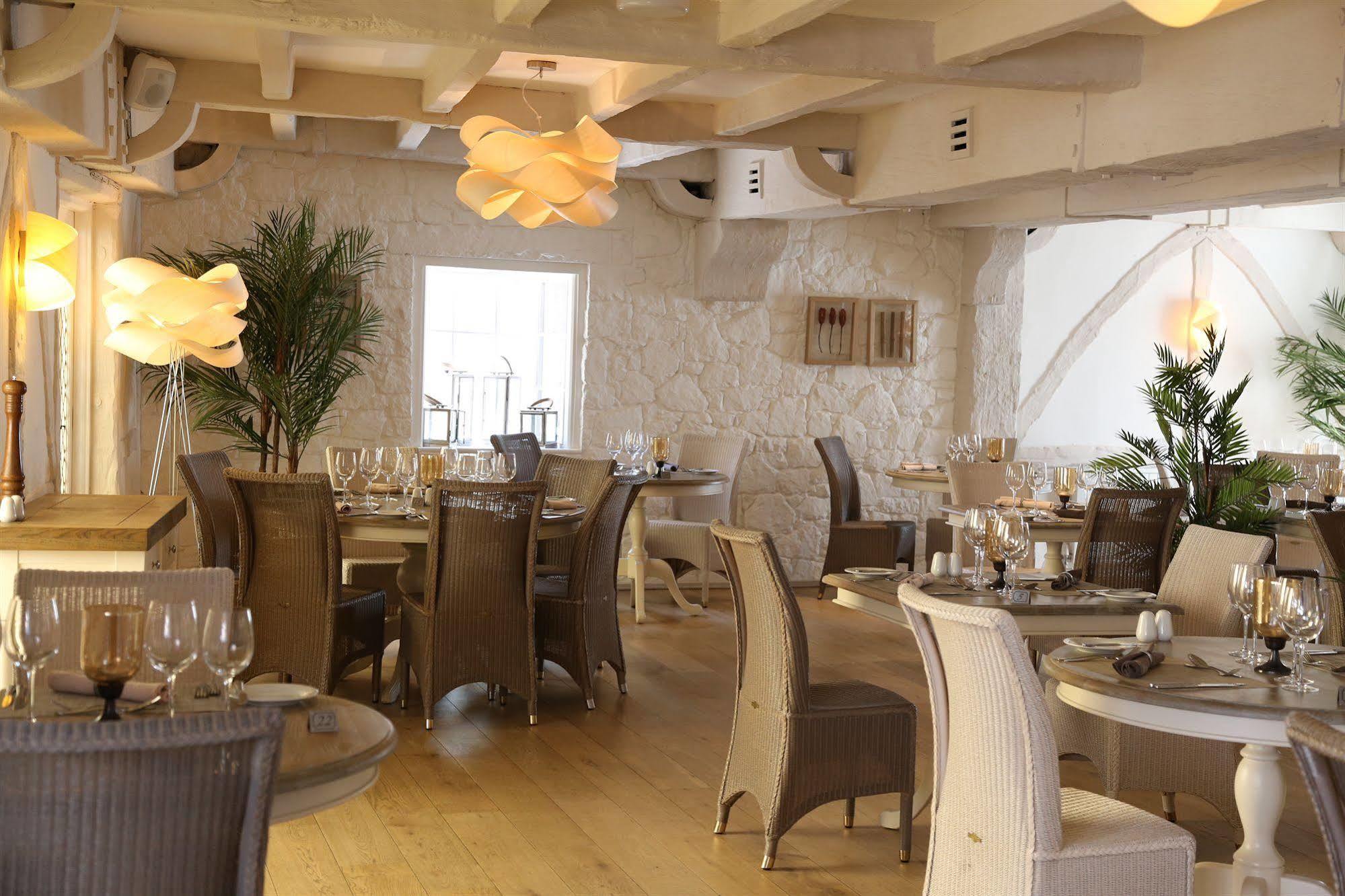 Hotel La Place St Aubin Exterior foto